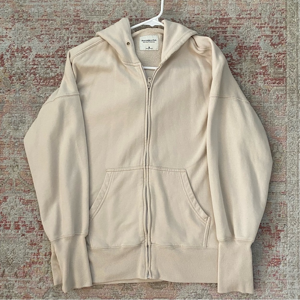 Abercrombie & Fitch (A&F) Women’s Oversized Cream Zip Up Hoodie in M